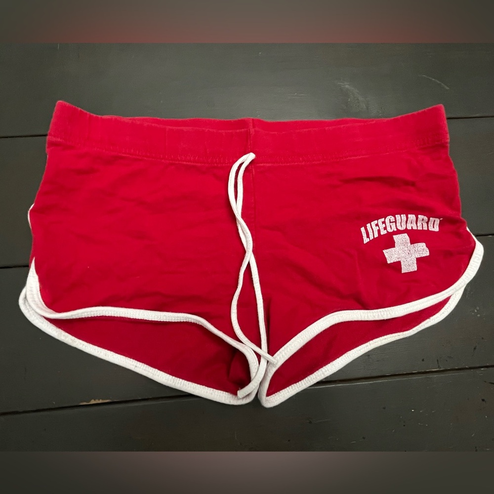 Women's LIFEGUARD low rise shorts